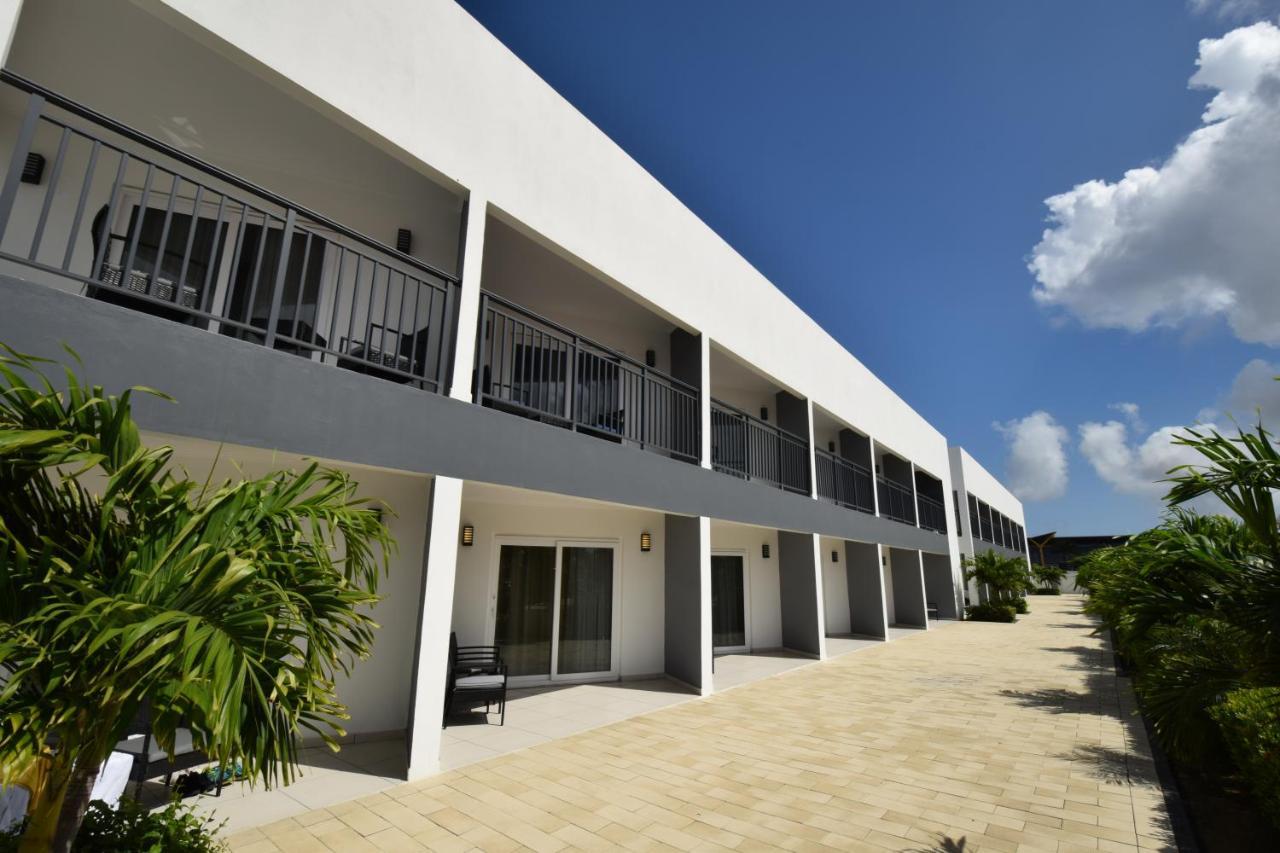 Arena Condos Aruba - Few Steps From Eagle Beach! Palm Beach Eksteriør bilde