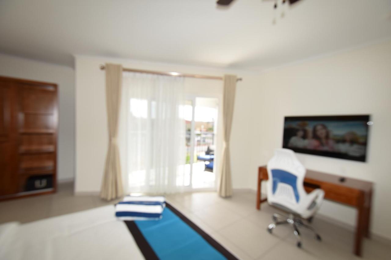 Arena Condos Aruba - Few Steps From Eagle Beach! Palm Beach Eksteriør bilde
